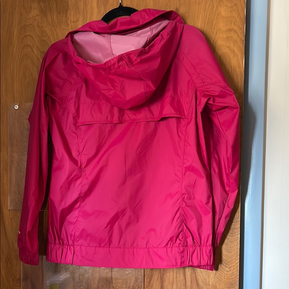 Columbia Women’s Pink Omnishield Lightweight Hooded Rain Jacket - Picture 6 of 7